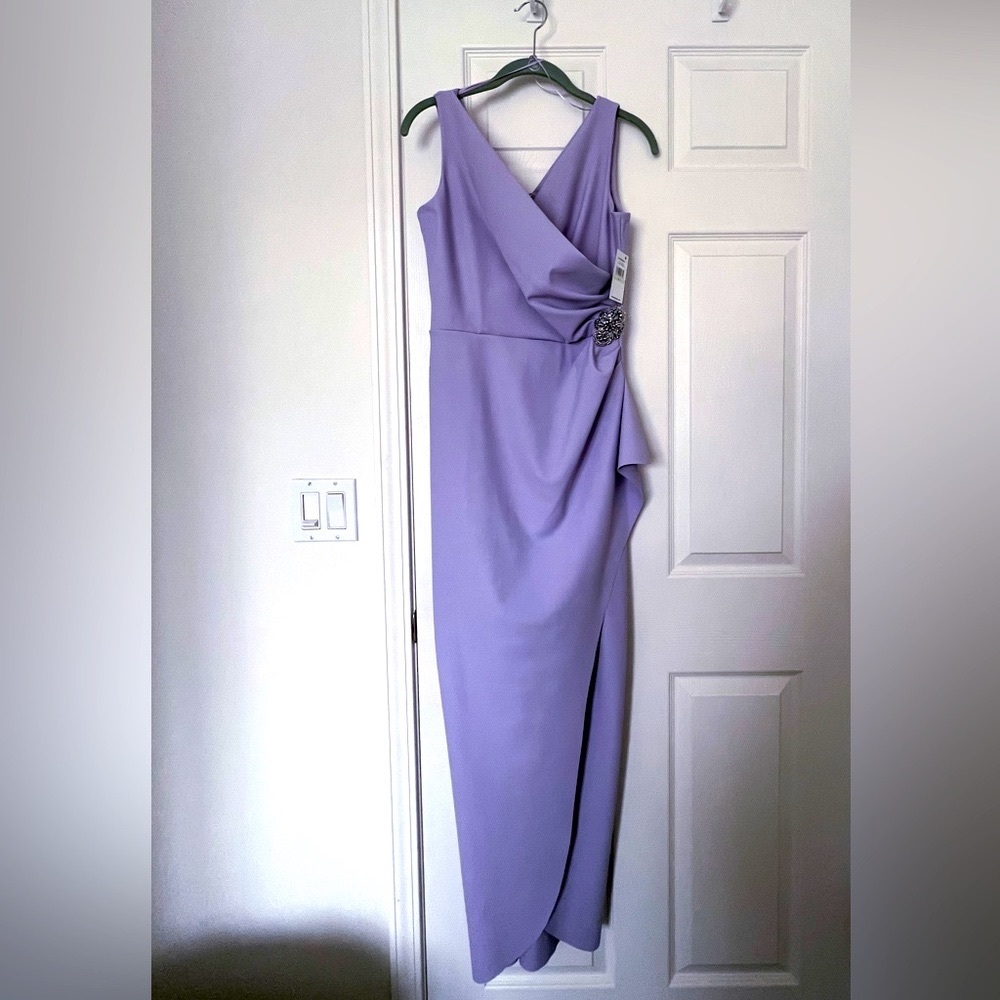 Alex Evenings Compression Gown